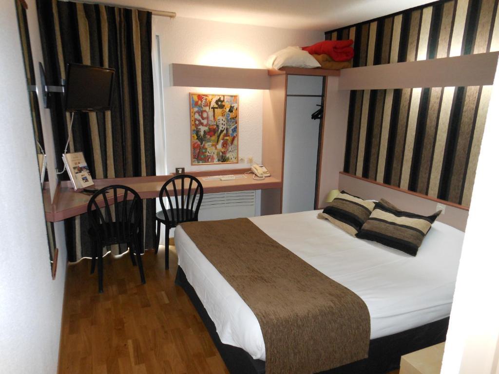 Hôtel Eclipse Magnanville Quarto foto